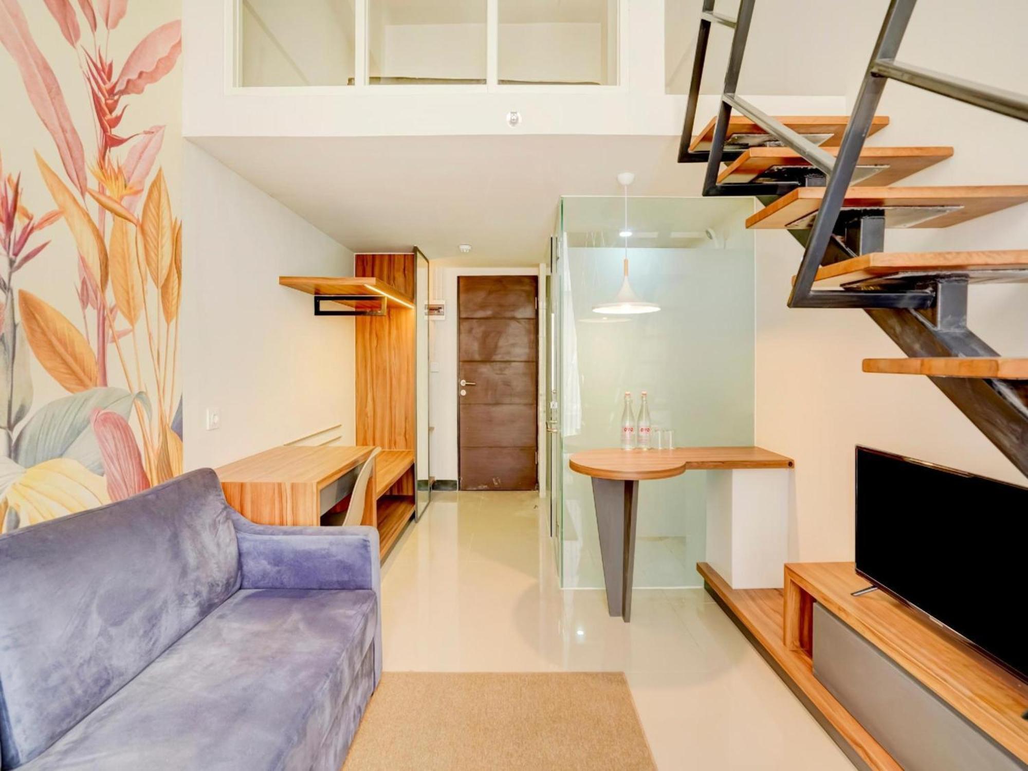 Super Oyo Collection O 30 Amega Crown Sub Hotel 3*