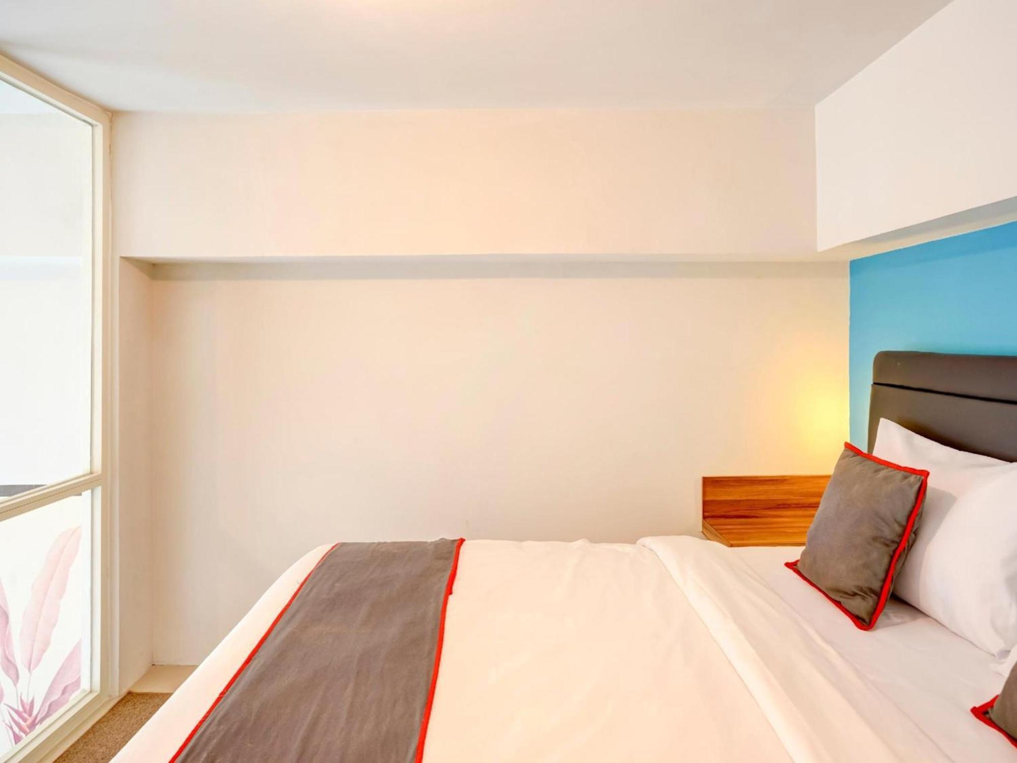Hotel Super Oyo Collection O 30 Amega Crown Sub 3*